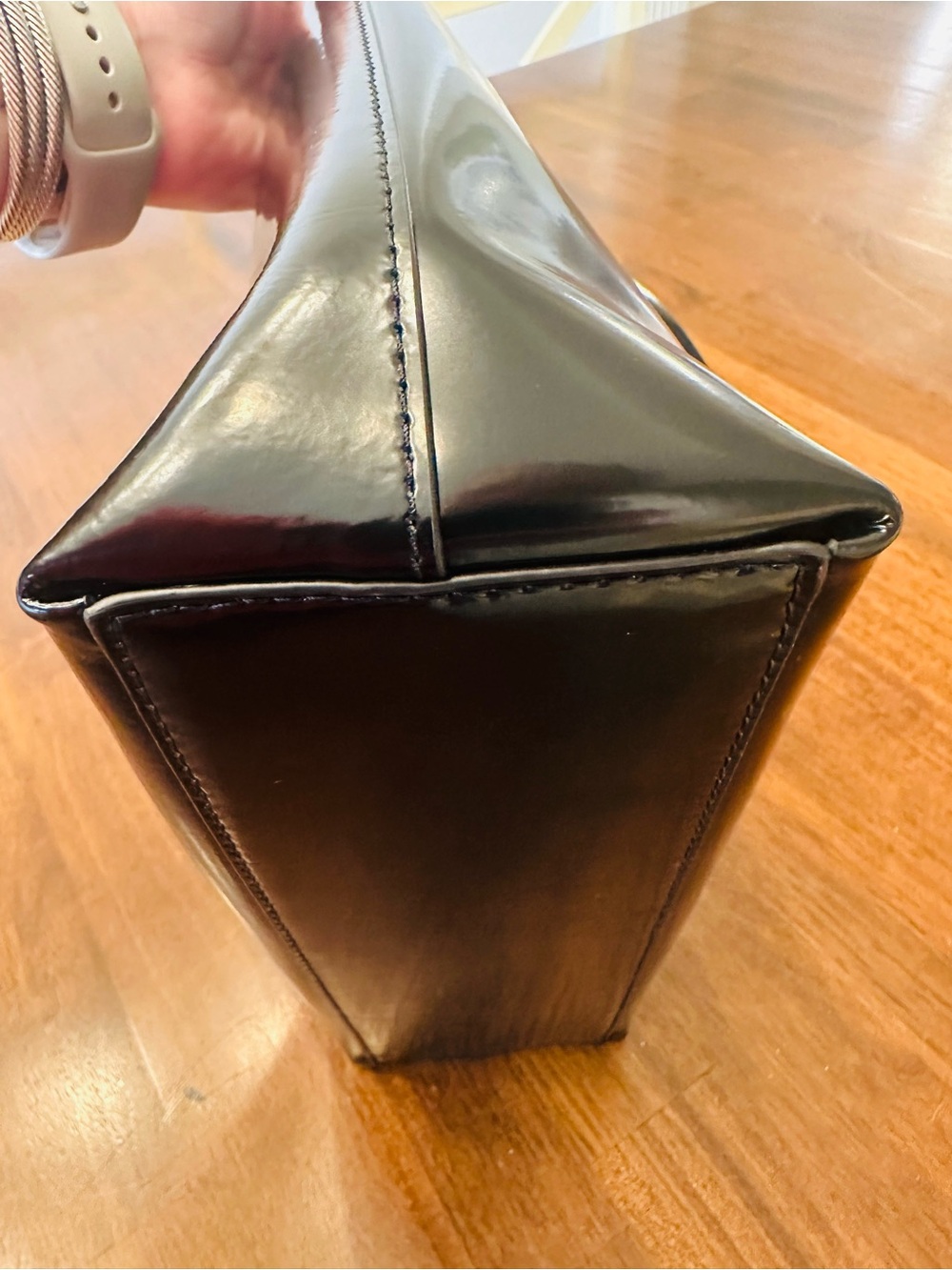Tory Burch Black Robinson Spazzolato Leather Hobo Bag - Picture 5 of 13